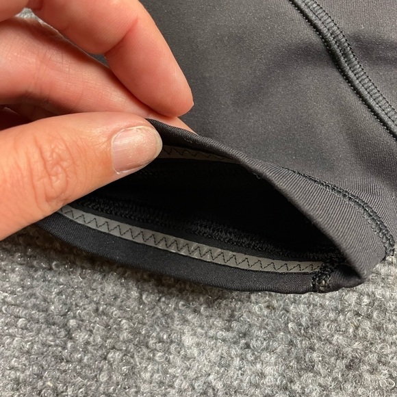 LULULEMON Women’s Black Cropped Mesh sides Leggings Size: 8 - Picture 5 of 11